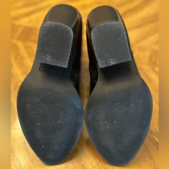 Madden Girl Women’s Size 6.5 Klicck Black Faux Leather Pointy Toe Ankle Boot - Picture 7 of 7